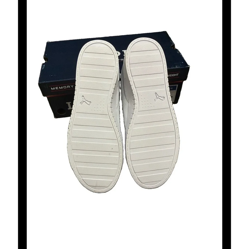 Puma smash sneakers